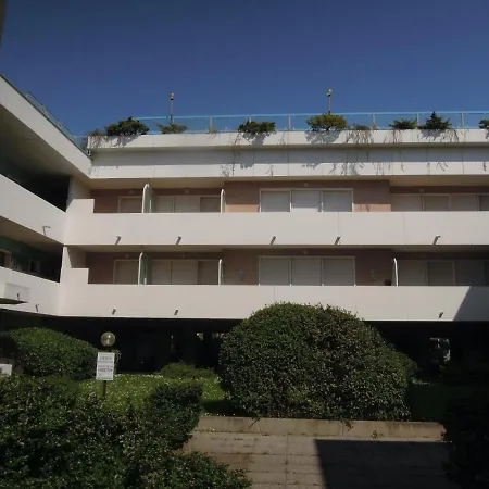 Three-room Bright Flat 150m From The Sea Appartement Bibione
