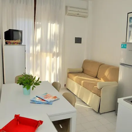 Appartement Three-room Bright Flat 150m From The Sea *